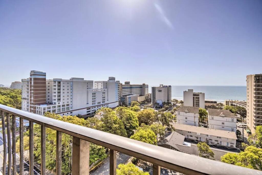 דירות מירטל ביץ' Coastal Escape Penthouse With Ocean Views מראה חיצוני תמונה